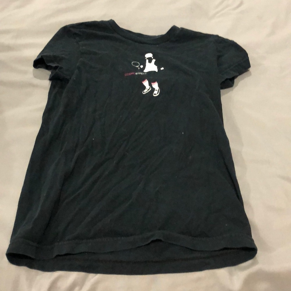 Black t-shirt
